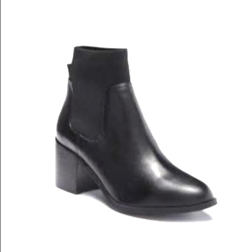 Steve Madden Erika Black Leather Heel Ankle Boots